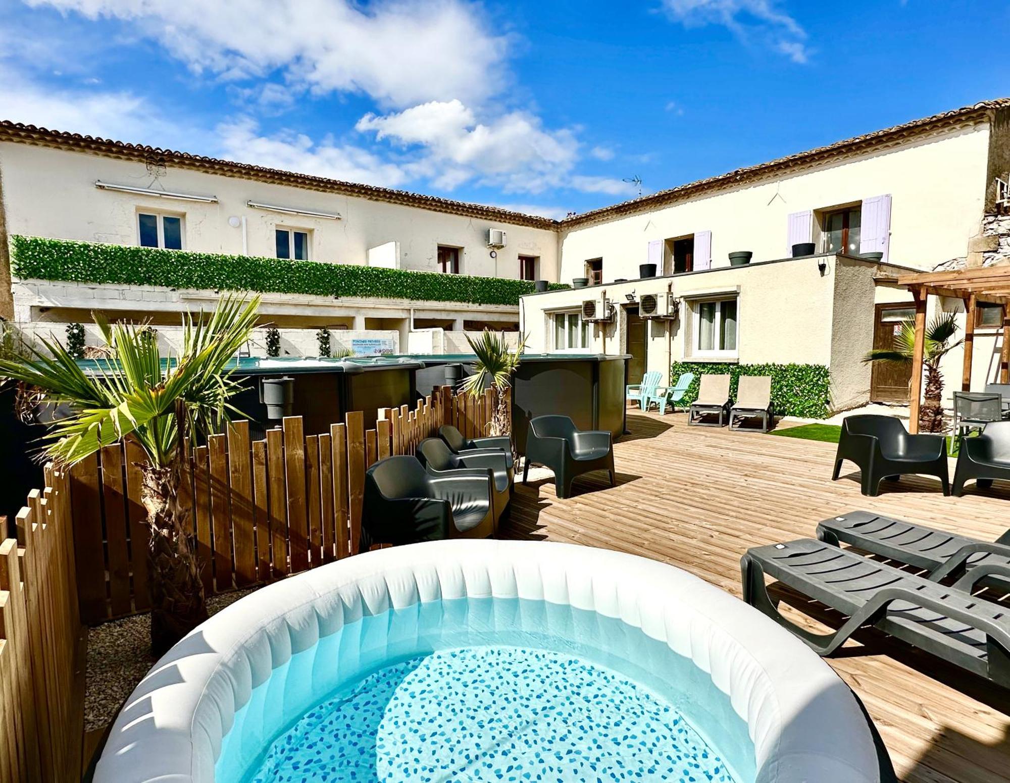 Les Appartements Du Mas - Rose Marie Aigues-Mortes Exterior foto